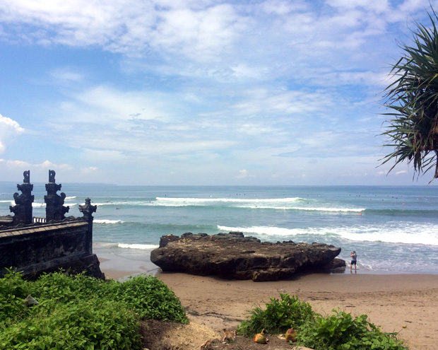 Batu Bolong Beach Canggu - Breathing Travel