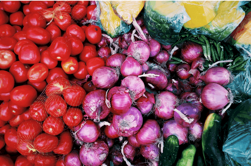 buying food at Marché Belleville