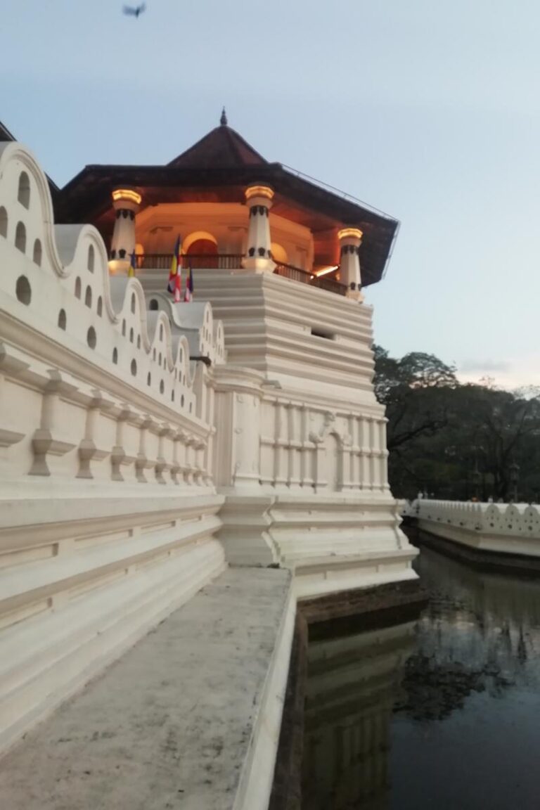 Kandy Temple of Tooth