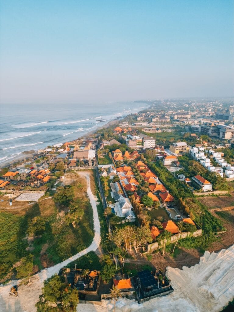 Canggu or Seminyak: Which Area is Best for Hotels, Beaches & Nightlife